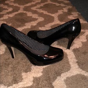 Madden girl, Size 6.5, black pumps